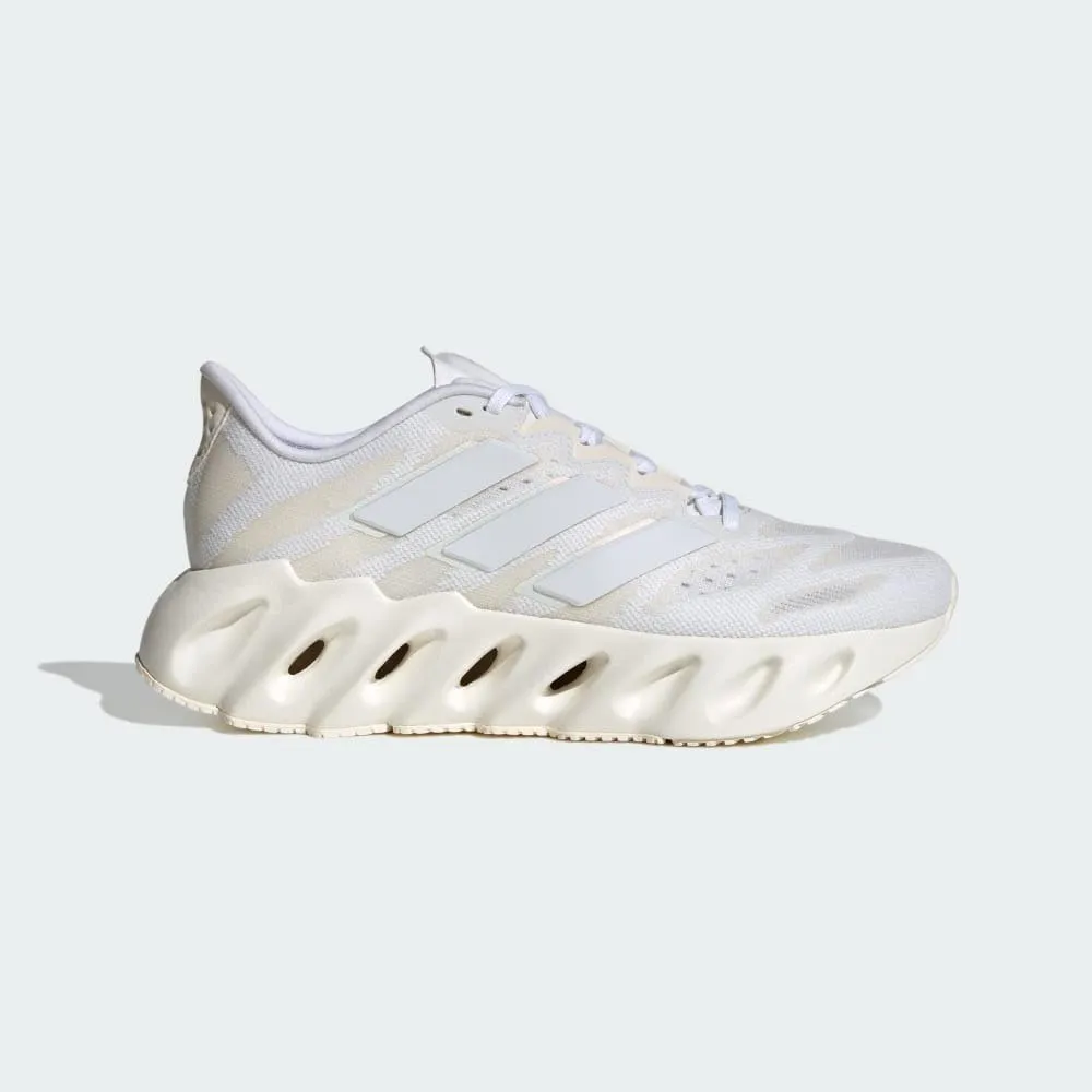 adidas Men's Switch Run Sneaker