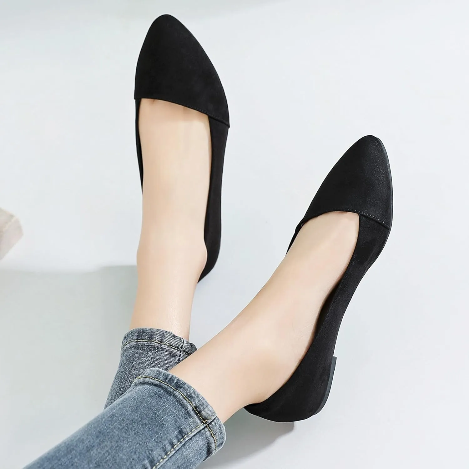 Ataiwee Women's Wide Width Flat Shoes, Classic Dressy Pointed Suede Cozy Slip on Soft Ballet Flats.