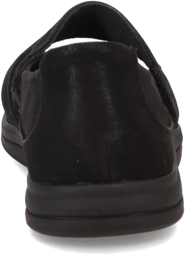 Clarks Women's Breeze Mj Mary Jane Flat