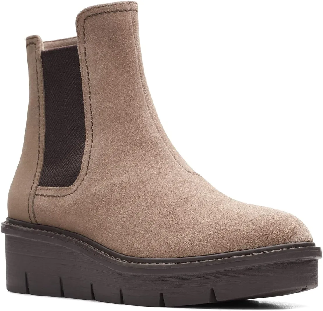 Clarks Women's Chelsea Boot