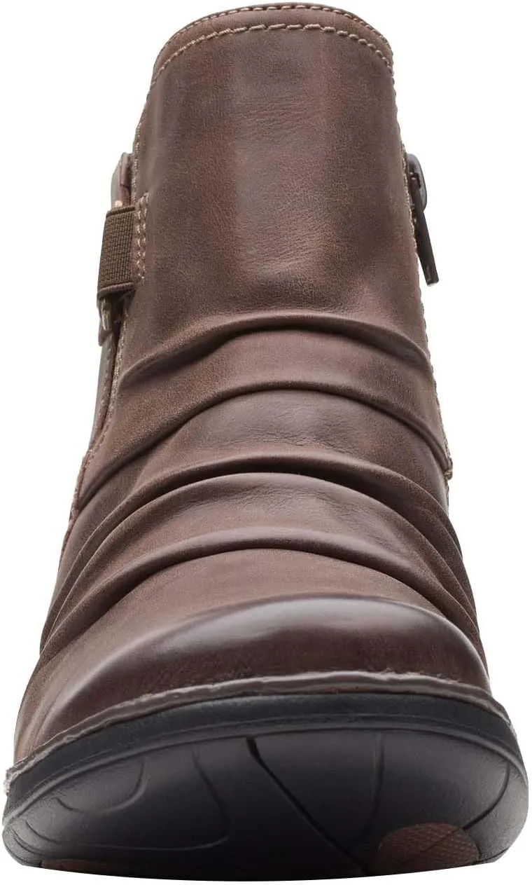Clarks Women's Un Loop Top Ankle Boot