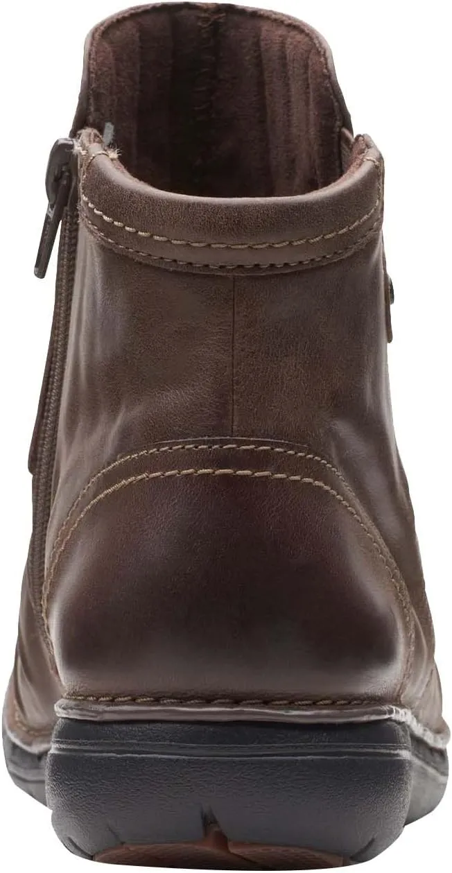 Clarks Women's Un Loop Top Ankle Boot