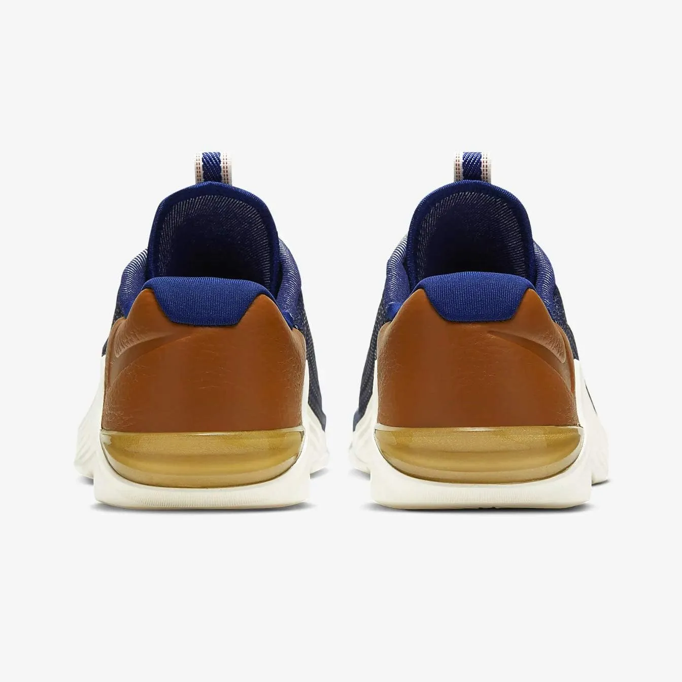 Nike mens Flat