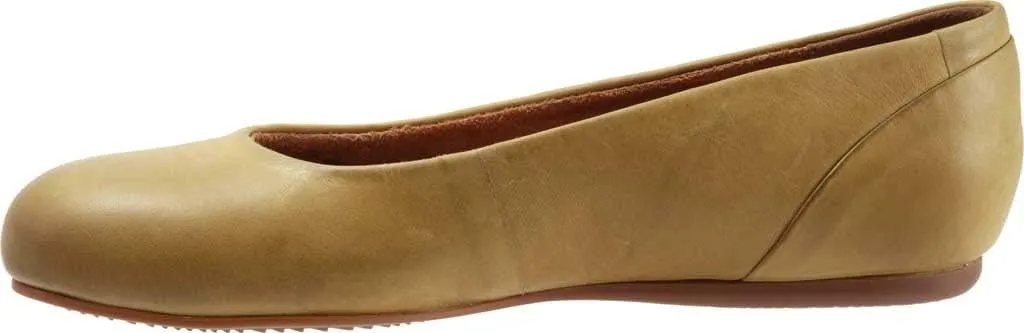 SoftWalk Women's Sonoma Ballet Flat