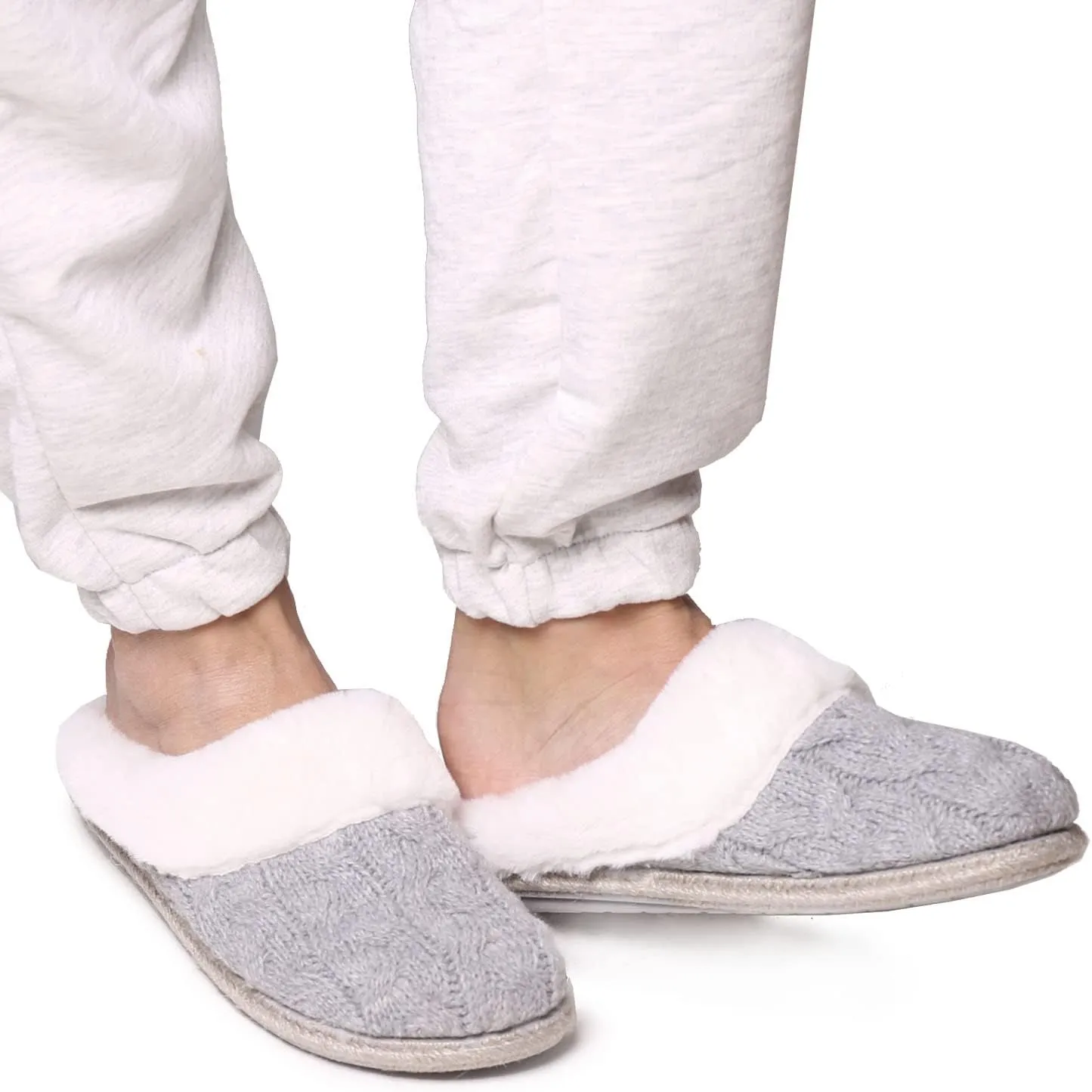 TONI PONS Deli-SC - House Slippers for Women Made in Fabric.