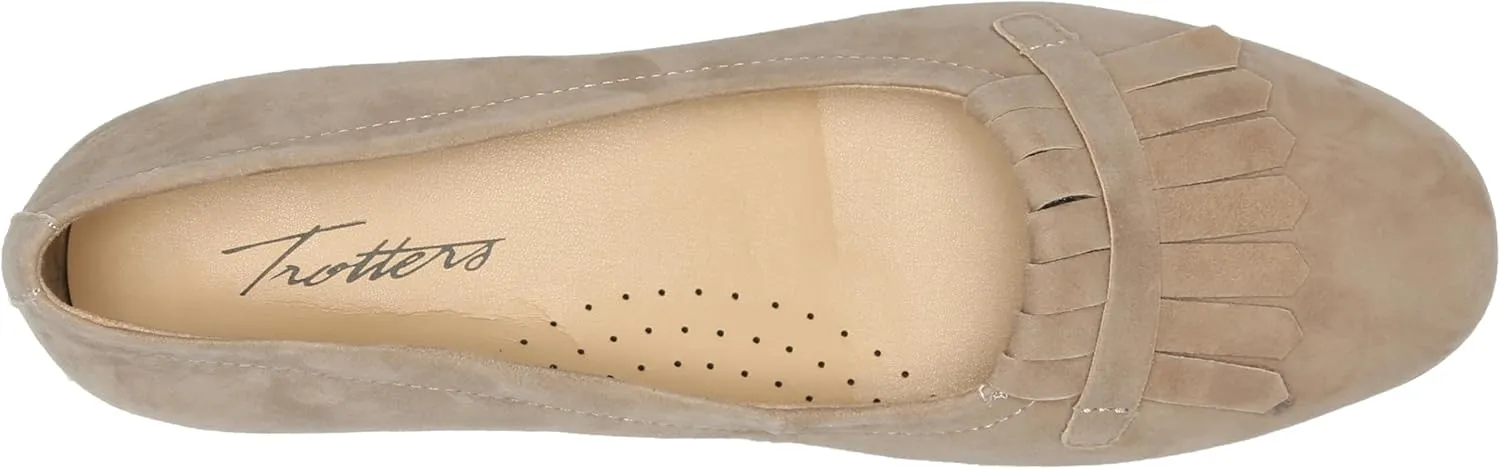 Trotters Women's Greyson Loafer