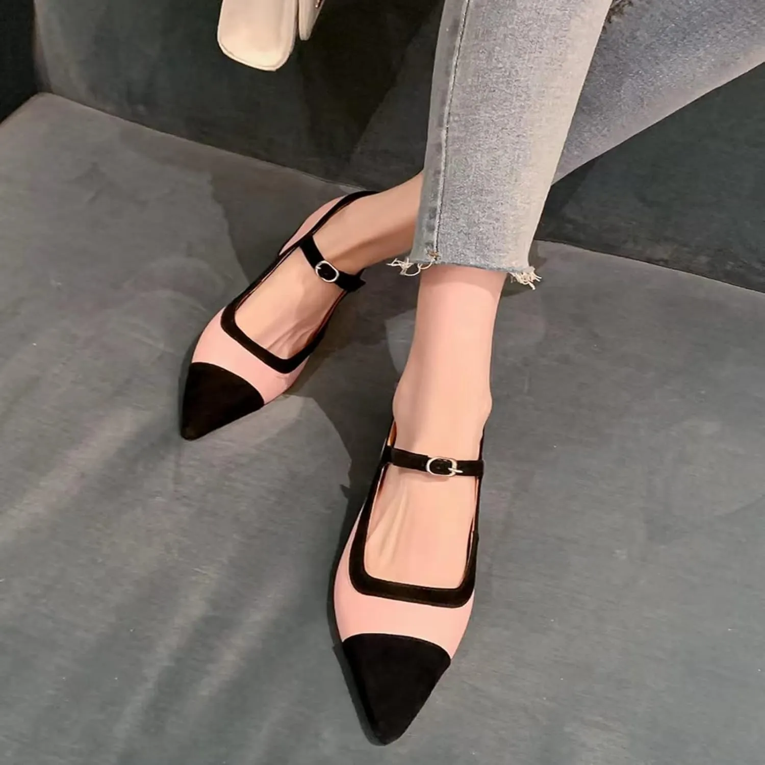 Women’s Mary Jane Flats Shoes Two Tone Splicing Suede Pointed Toe Pumps Buckle Ballet Flat